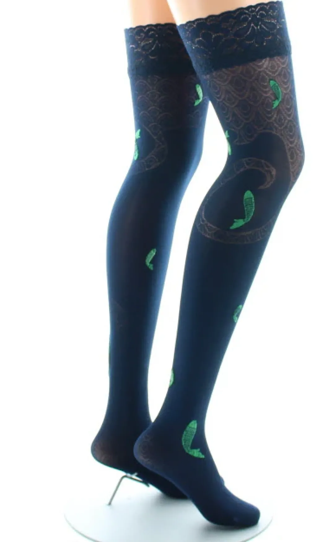 Sale Berthe Aux Grands Pieds Bas autofixants femme poissons bleu marine et vert
