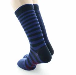 Discount Berthe Aux Grands Pieds Chaussette à Rayures Asymétriques Marine et Bleu