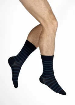 Outlet Berthe Aux Grands Pieds Chaussettes en Soie bleu marine à rayures bleu nuit