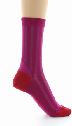Sale Berthe Aux Grands Pieds Chaussettes en soie Rose et Rouge