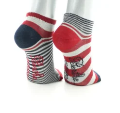 Hot Berthe Aux Grands Pieds Chaussettes Enfant Rayures Asymétriques