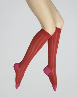 Best Berthe Aux Grands Pieds Chaussettes hautes en soie rouge