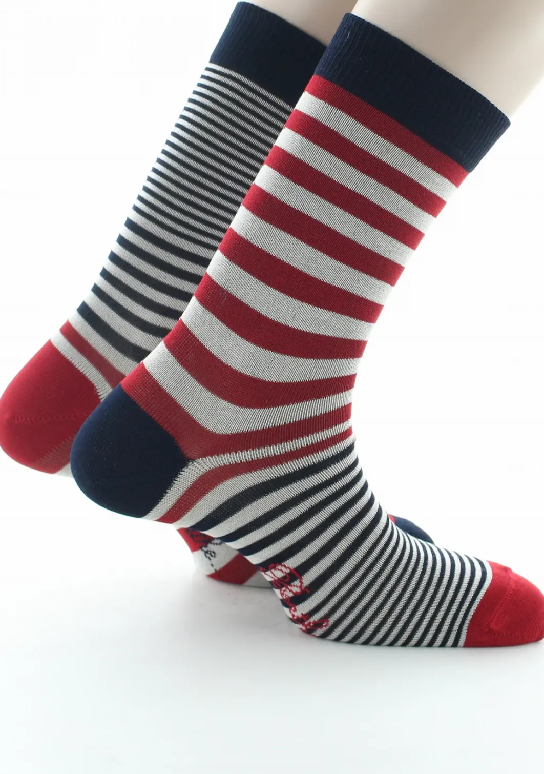 Hot Berthe Aux Grands Pieds Chaussettes homme fil d'Ecosse rayures rouge et écru