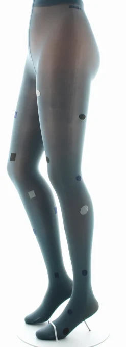 Hot Berthe Aux Grands Pieds Collant Fantaisie Asymétrique Carrés et Ronds gris et marine sur fond bleu norvège