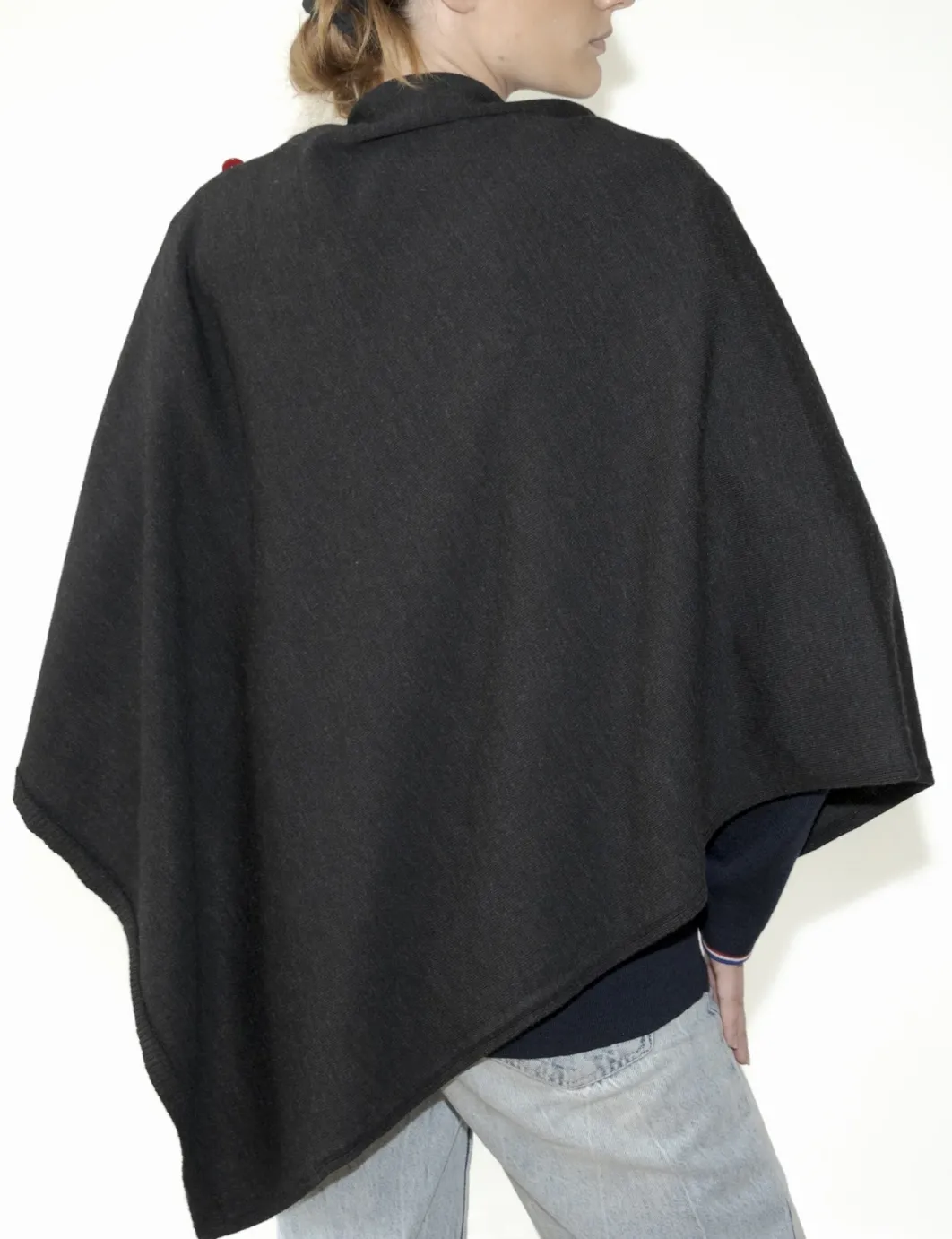 Outlet Berthe Aux Grands Pieds Poncho femme laine mérinos anthracite chiné