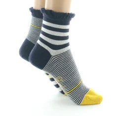 Outlet Berthe Aux Grands Pieds Socquettes femme laine peignée rayures asymétriques marine et jaune