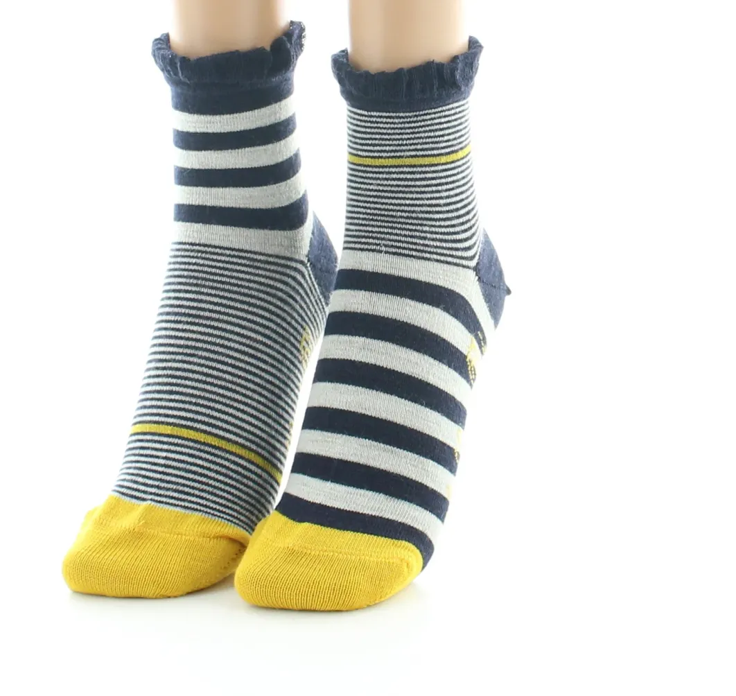 Outlet Berthe Aux Grands Pieds Socquettes femme laine peignée rayures asymétriques marine et jaune